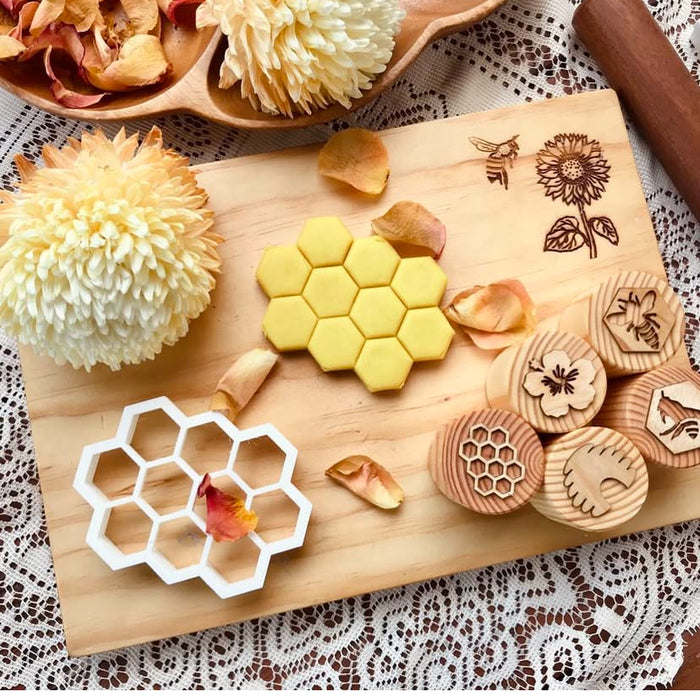 Bee and Hive Lifecycle Eco Cutter Set of 3